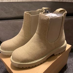 Ankle boots